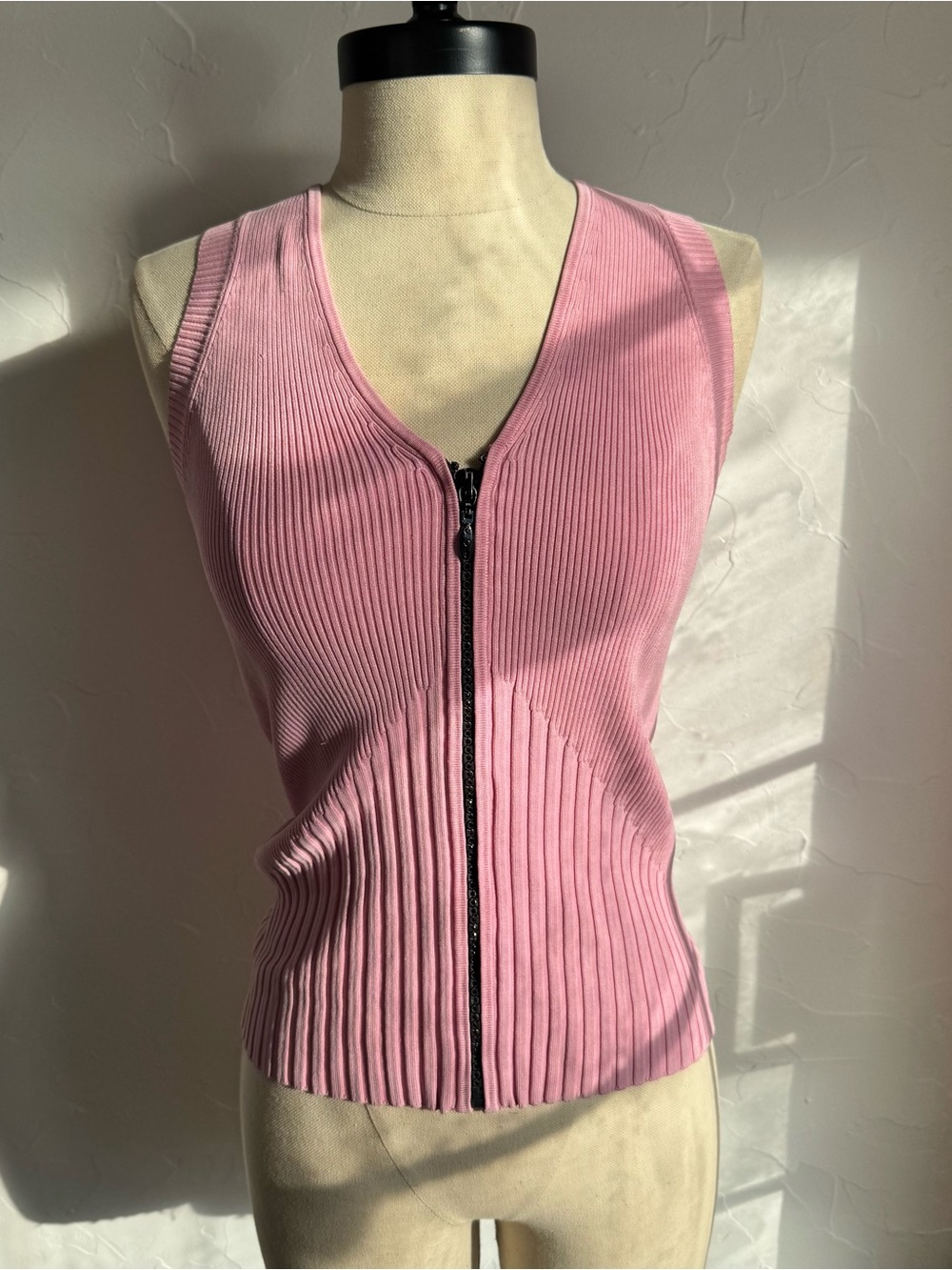 Vintage Y2K Cache Pink Silk Zip Up Vest Top Ribbed Fitted Tank - Picture 2 of 5
